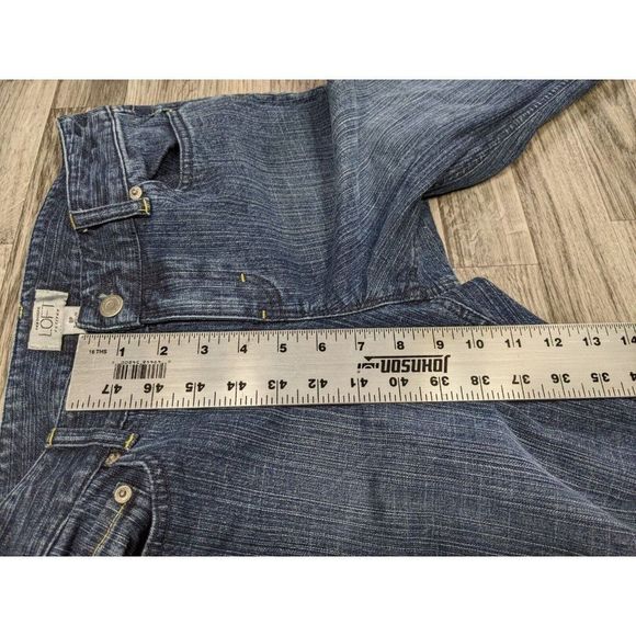 (Ann Taylor Loft Womens Size 8 Petite Flare Leg Pockets Denim Blue Jeans - Picture 8 of 9